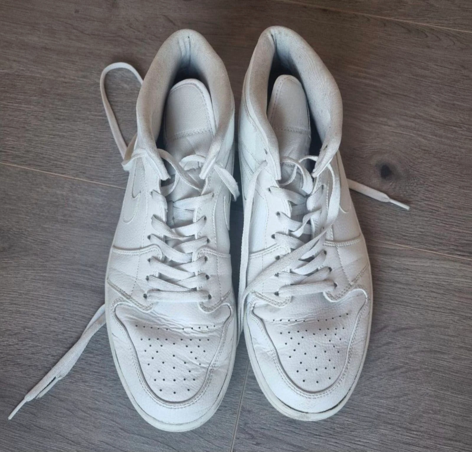Nike Air Jordan 1 Mid Triple White | Maat 44.5 (US 10.5)